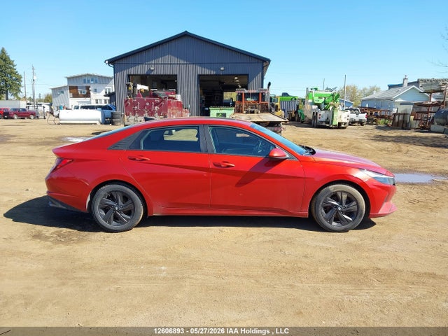 KMHLM4AG8MU148511 Hyundai Elantra Preferred Ivt With Sun And Tech Package