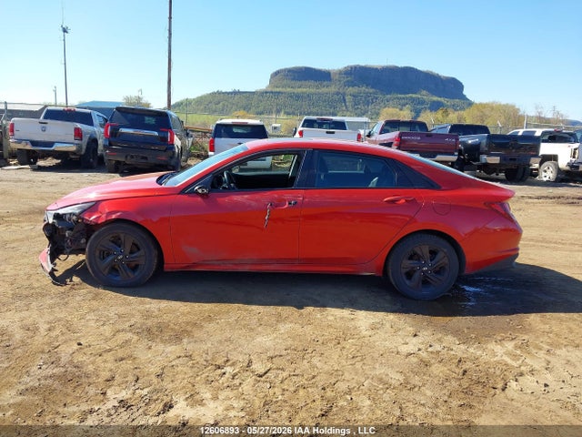 KMHLM4AG8MU148511 Hyundai Elantra Preferred Ivt With Sun And Tech Package
