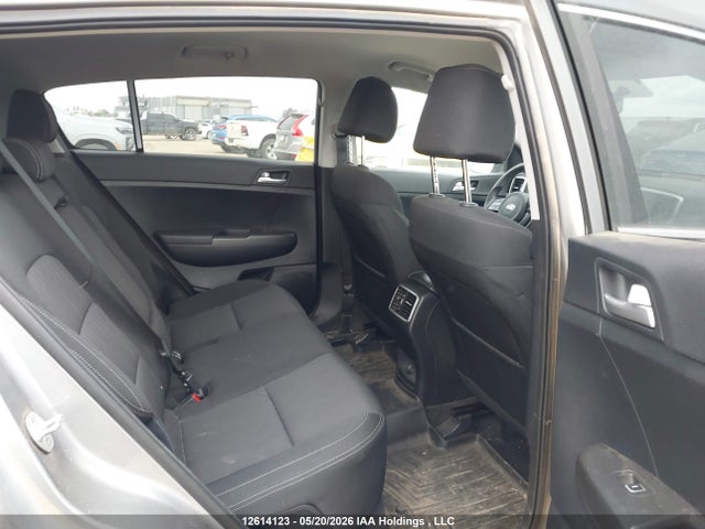 Продаж на аукціоні авто 2021 Kia Sportage Lx/lx S, vin: KNDPMCAC4M7871820, номер лоту: 12614123