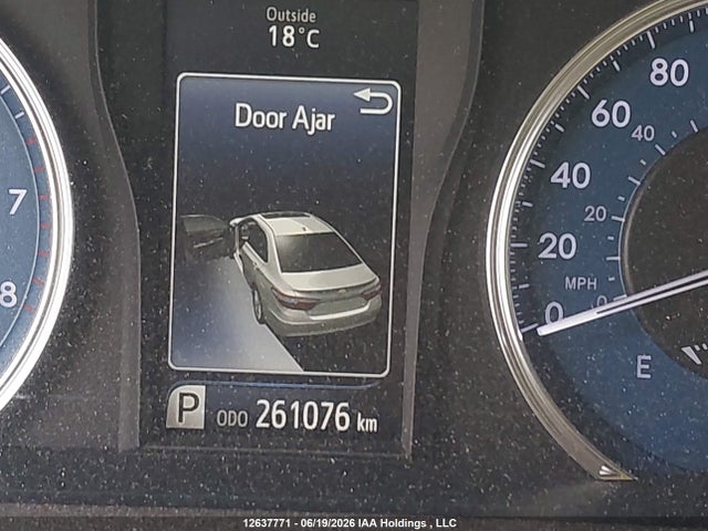 12637771 :رقم المزاد ، 4T1BF1FK3GU251020 vin ، 2016 Toyota Camry Le/xle/se/xse مزاد بيع
