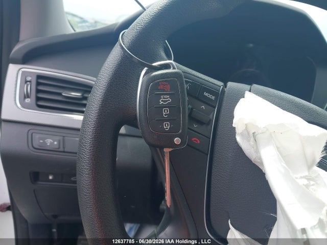 Hyundai SONATA GL 2016 5NPE24AF8GH269810 Image 11