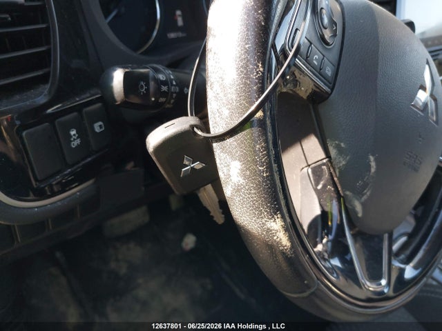 2020 Mitsubishi Outlander Es/ex/ex-l მანქანა იყიდება აუქციონზე, vin: JA4AZ2A38LZ606557, აუქციონის ნომერი: 12637801