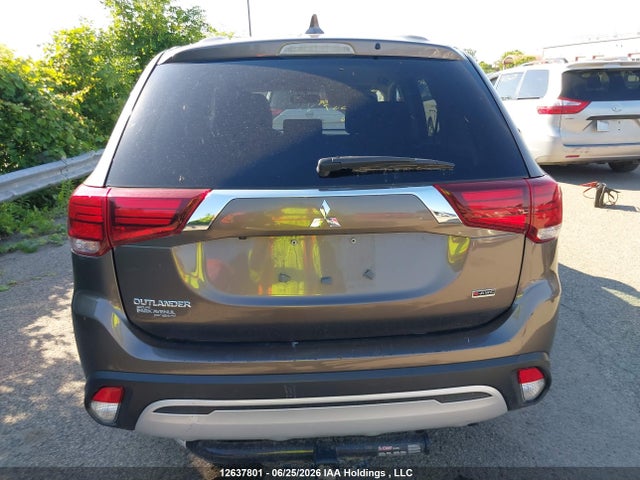 2020 Mitsubishi Outlander Es/ex/ex-l მანქანა იყიდება აუქციონზე, vin: JA4AZ2A38LZ606557, აუქციონის ნომერი: 12637801