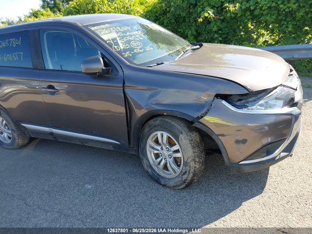 2020 Mitsubishi Outlander Es/ex/ex-l მანქანა იყიდება აუქციონზე, vin: JA4AZ2A38LZ606557, აუქციონის ნომერი: 12637801