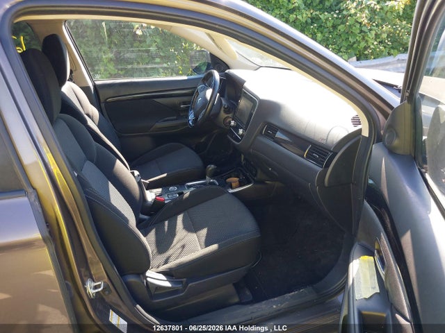 2020 Mitsubishi Outlander Es/ex/ex-l მანქანა იყიდება აუქციონზე, vin: JA4AZ2A38LZ606557, აუქციონის ნომერი: 12637801