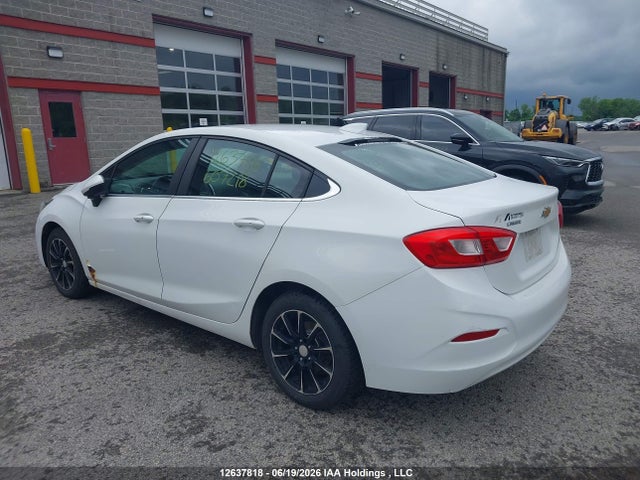 3G1BE5SMXGS607218 Chevrolet Cruze Lt Auto