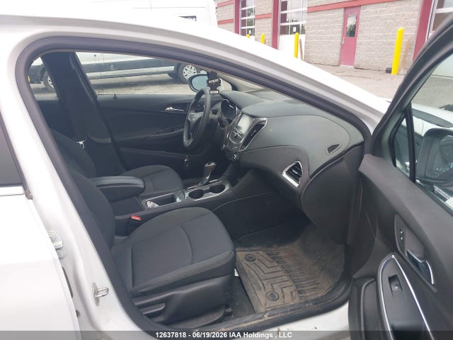 3G1BE5SMXGS607218 Chevrolet Cruze Lt Auto