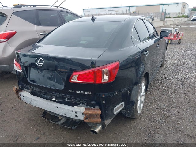 12637822 :رقم المزاد ، JTHCF5C2XB5050205 vin ، 2011 Lexus Is 250 مزاد بيع