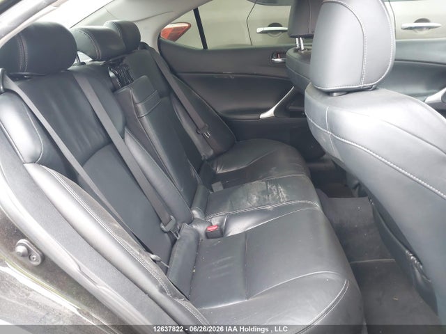 12637822 :رقم المزاد ، JTHCF5C2XB5050205 vin ، 2011 Lexus Is 250 مزاد بيع