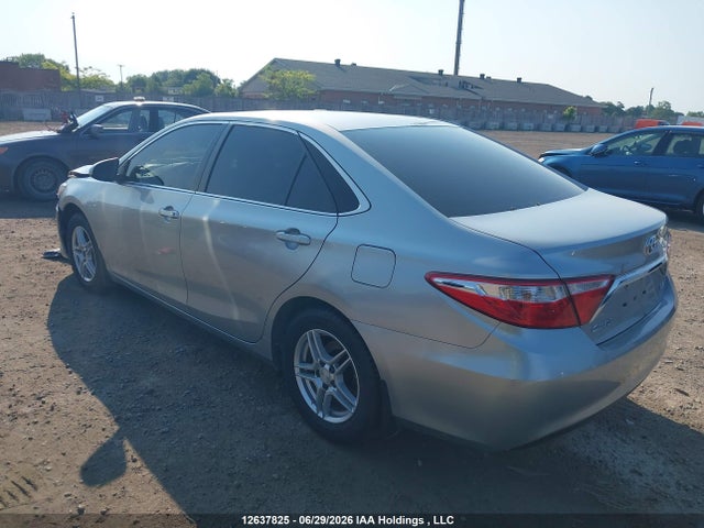 Продаж на аукціоні авто 2015 Toyota Camry Le/xle/se/xse, vin: 4T1BF1FK3FU015403, номер лоту: 12637825