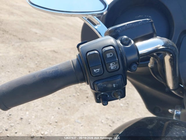 12637837 :رقم المزاد ، 5HD1KBMA0GB676242 vin ، 2016 Harley-davidson Flhx Street Glide مزاد بيع