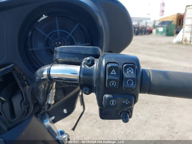 12637837 :رقم المزاد ، 5HD1KBMA0GB676242 vin ، 2016 Harley-davidson Flhx Street Glide مزاد بيع