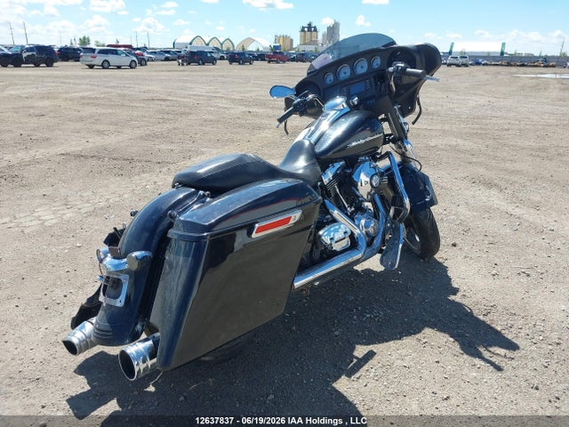 12637837 :رقم المزاد ، 5HD1KBMA0GB676242 vin ، 2016 Harley-davidson Flhx Street Glide مزاد بيع