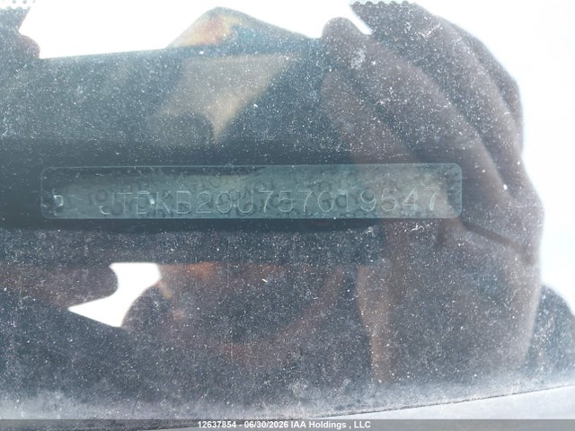 2005 Toyota Prius მანქანა იყიდება აუქციონზე, vin: JTDKB20U757019547, აუქციონის ნომერი: 12637854