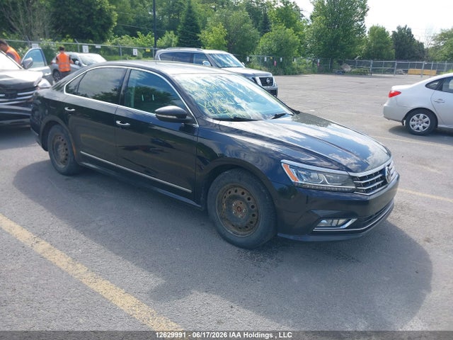 Volkswagen Passat 1.8 Tsi Comfortline 2017 1VWBT7A37HC060561 zdjęcie główne