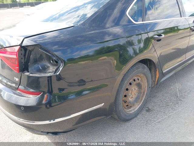 12629991 :رقم المزاد ، 1VWBT7A37HC060561 vin ، 2017 Volkswagen Passat 1.8 Tsi Comfortline مزاد بيع