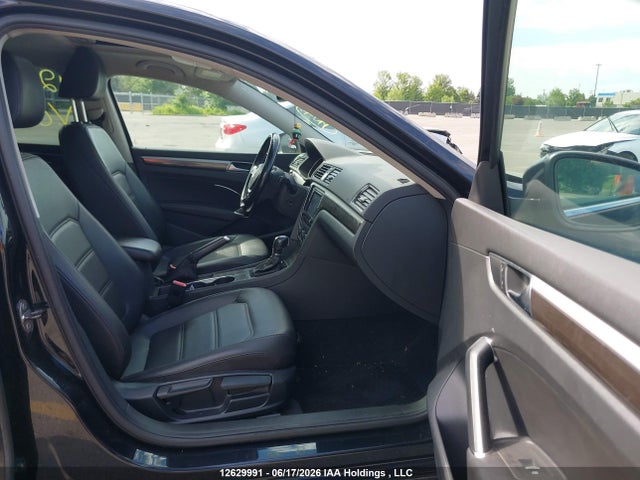 12629991 :رقم المزاد ، 1VWBT7A37HC060561 vin ، 2017 Volkswagen Passat 1.8 Tsi Comfortline مزاد بيع