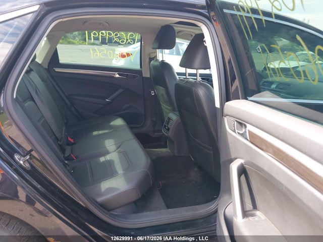 12629991 :رقم المزاد ، 1VWBT7A37HC060561 vin ، 2017 Volkswagen Passat 1.8 Tsi Comfortline مزاد بيع