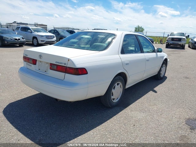 1999 Toyota Camry Le/xle მანქანა იყიდება აუქციონზე, vin: JT2BG22K1X0284658, აუქციონის ნომერი: 12637875