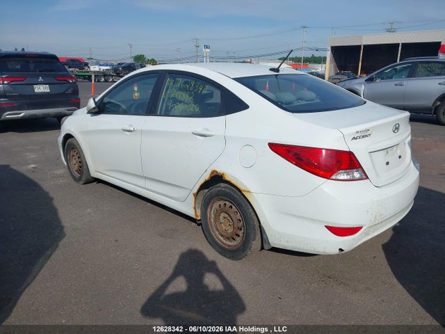Hyundai ACCENT GL 2014 KMHCT4AE4EU748882 Image 3