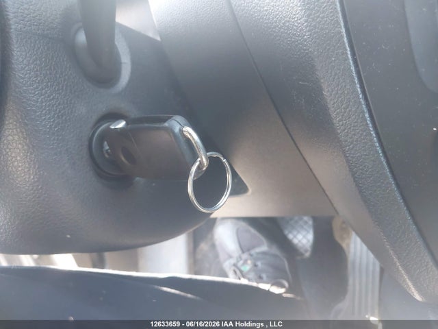 2013 Volkswagen Jetta 2.0l Trendline/2.0l Trendline+ მანქანა იყიდება აუქციონზე, vin: 3VW2K7AJ1DM430011, აუქციონის ნომერი: 12633659