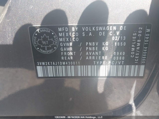 2013 Volkswagen Jetta 2.0l Trendline/2.0l Trendline+ მანქანა იყიდება აუქციონზე, vin: 3VW2K7AJ1DM430011, აუქციონის ნომერი: 12633659