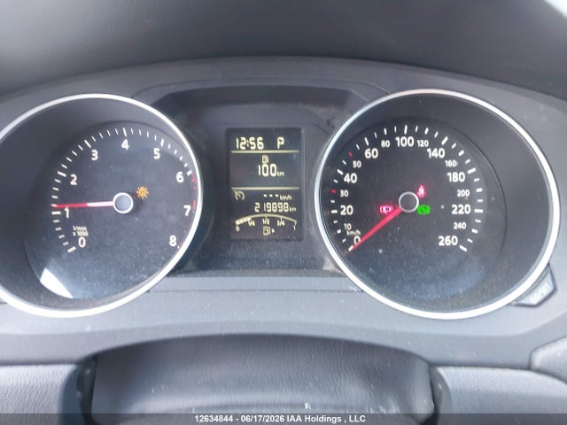 2015 Volkswagen Jetta 1.8 Tsi Comfortline/1.8 Tsi Trendline+ მანქანა იყიდება აუქციონზე, vin: 3VWD07AJ0FM232750, აუქციონის ნომერი: 12634844