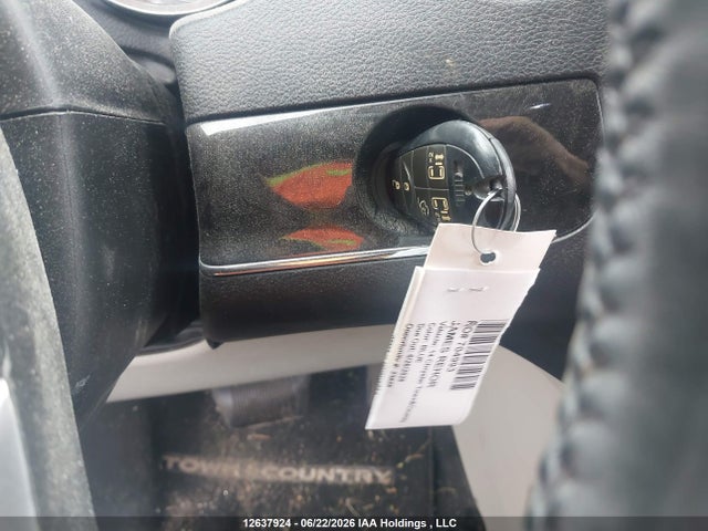 2014 Chrysler Town & Country Touring მანქანა იყიდება აუქციონზე, vin: 2C4RC1BG1ER219173, აუქციონის ნომერი: 12637924
