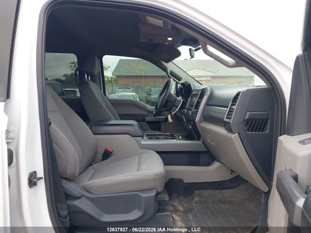 12637927 :رقم المزاد ، 1FT8W2BT8NEF16198 vin ، 2022 Ford F250 Super Duty مزاد بيع