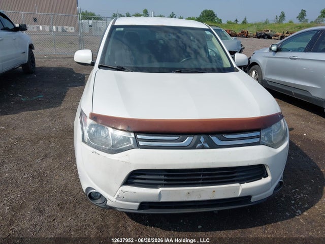 Aukcja sprzedaży 2014 Mitsubishi Outlander Es, vin: JA4AZ2A37EZ606763, numer aukcji: 12637952