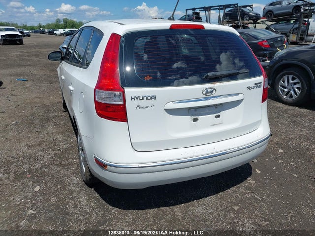Продаж на аукціоні авто 2011 Hyundai Elantra Gt, vin: KMHDB8AE4BUO95268, номер лоту: 12638013