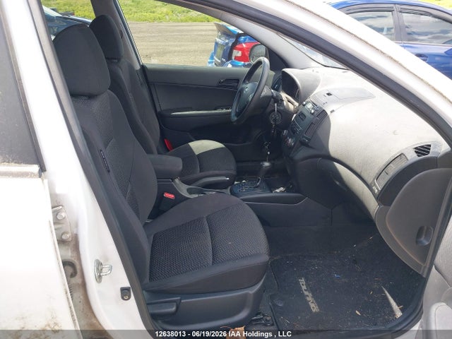 Продаж на аукціоні авто 2011 Hyundai Elantra Gt, vin: KMHDB8AE4BUO95268, номер лоту: 12638013