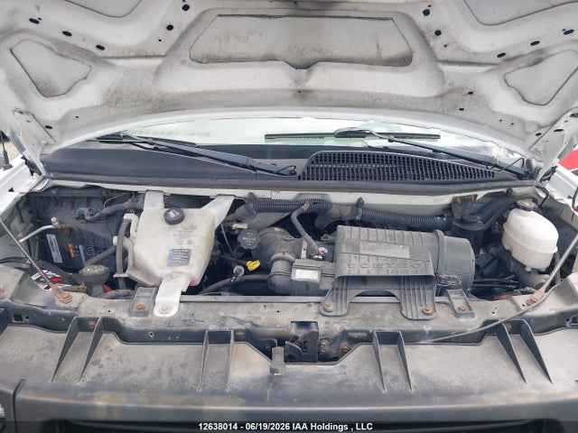 GMC Savana G2500 2015 1GTW7FCF5F1176988 Image 10