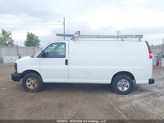 GMC Savana G2500 2015 1GTW7FCF5F1176988 Image 14