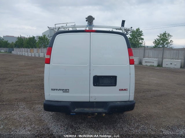 GMC Savana G2500 2015 1GTW7FCF5F1176988 Image 16