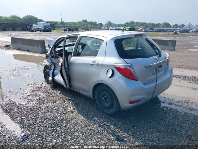 2012 Toyota Yaris მანქანა იყიდება აუქციონზე, vin: JTDKTUD39CD518665, აუქციონის ნომერი: 12638017