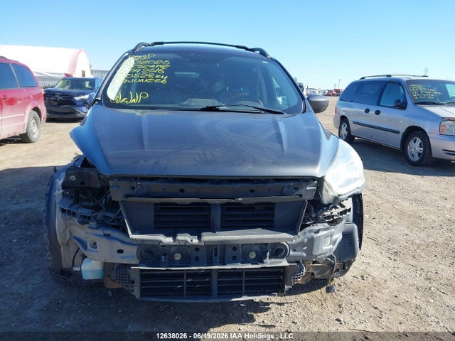 1FMCU9G99HUA42516 Ford ESCAPE SE