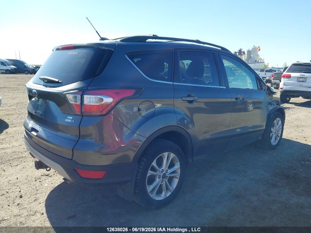 1FMCU9G99HUA42516 Ford ESCAPE SE