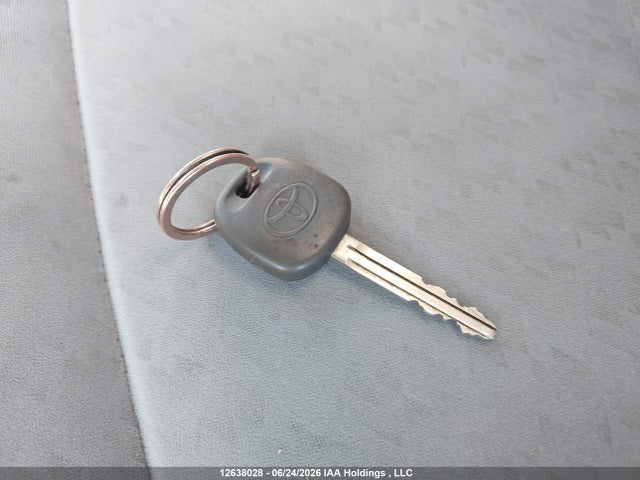 12638028 :رقم المزاد ، 2T1BU4EE9AC205090 vin ، 2010 Toyota Corolla S/le/xle مزاد بيع