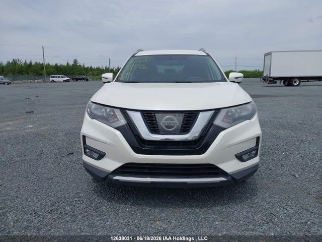 Продажа на аукционе авто 2017 Nissan Rogue S/sl Platinum/sv, vin: 5N1AT2MV1HC862386, номер лота: 12638031
