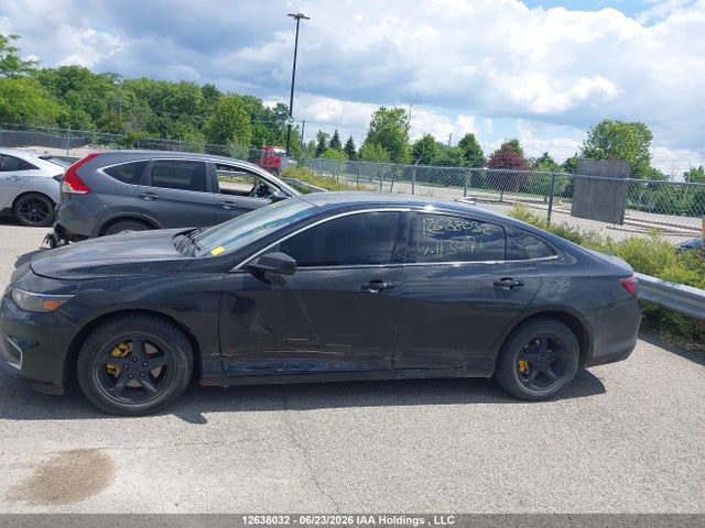 Chevrolet Malibu 2018 1G1ZB5ST9JF113071 Image 14