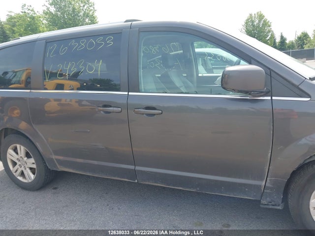 Dodge Grand Caravan Crew 2018 2C4RDGDG1JR243304 Image 13