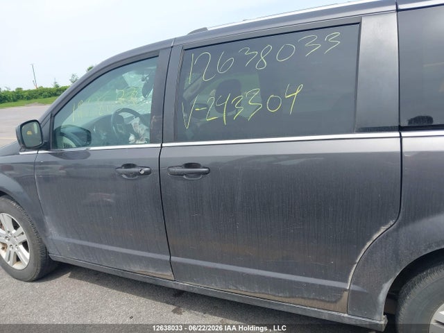 Dodge Grand Caravan Crew 2018 2C4RDGDG1JR243304 Image 14