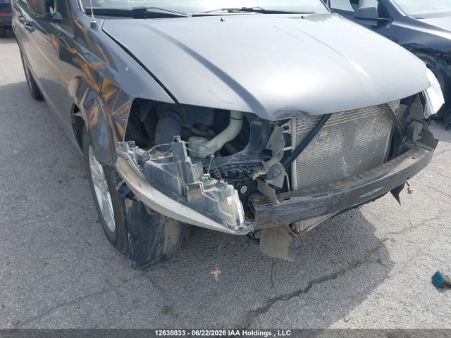 Dodge Grand Caravan Crew 2018 2C4RDGDG1JR243304 Image 6