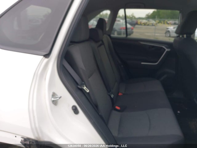 Toyota RAV4 LE 2021 2T3Z1RFV0MC134702 Image 8