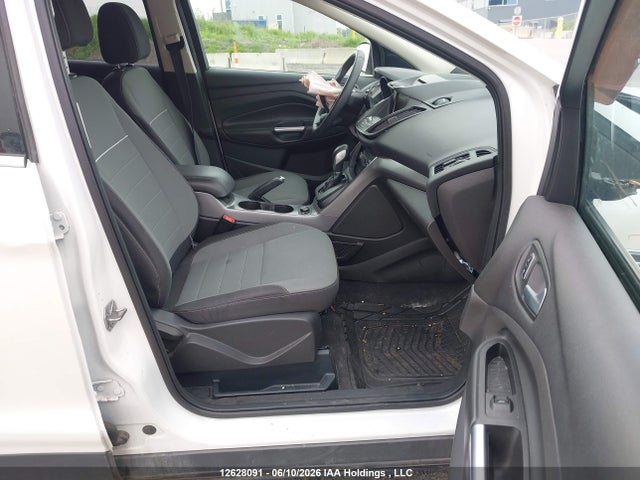 Продаж на аукціоні авто 2015 Ford Escape Se, vin: 1FMCU9G94FUB21444, номер лоту: 12628091