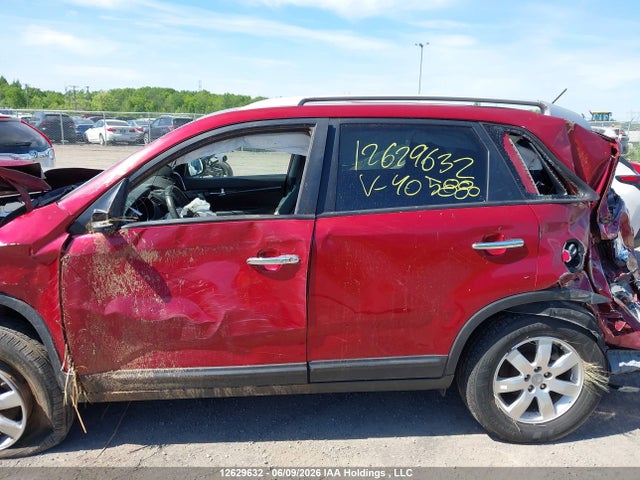 Продажа на аукционе авто 2013 Kia Sorento Lx V6, vin: 5XYKT3A26DG405880, номер лота: 12629632