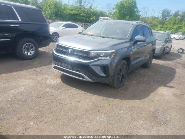 Volkswagen TAOS SE 2024 3VVSX7B28RM093941 Image 2