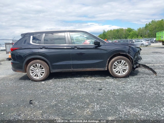 JA4J4TA88NZ603211 Mitsubishi Outlander Es