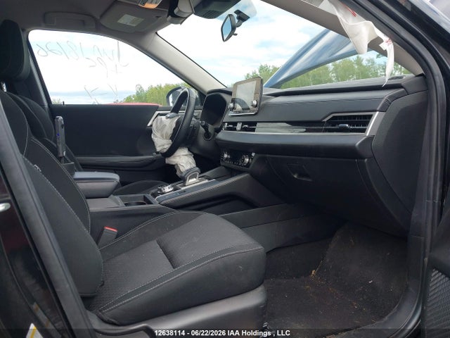 JA4J4TA88NZ603211 Mitsubishi Outlander Es